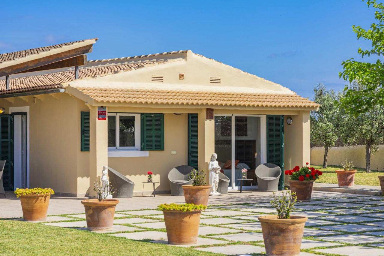 Villa Ambient / Sa Finqueta Muro Buitenkant foto